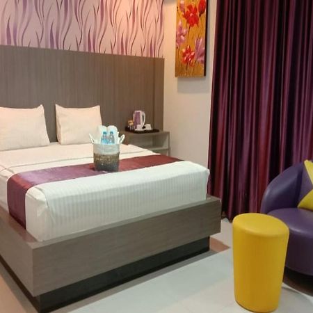 Liras Hotel Syariah Pulupanda Bagian luar foto