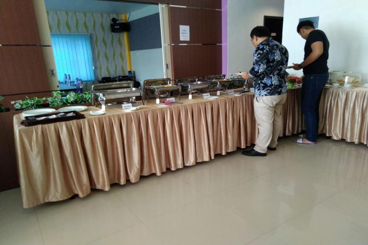 Liras Hotel Syariah Pulupanda Bagian luar foto